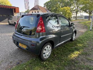 Peugeot 107  picture 5