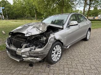 Damaged car Mercedes C-klasse  2008/1