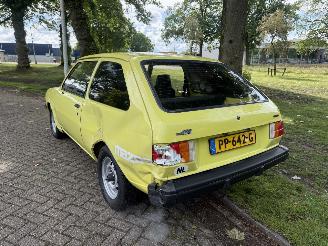 Mazda 323  picture 3