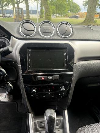 Suzuki Vitara  picture 18