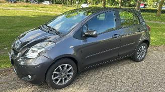 Schadeauto Toyota Yaris  2010/1