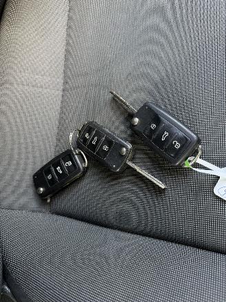 Volkswagen Up!  picture 25
