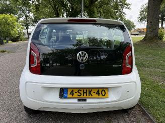 Volkswagen Up!  picture 4