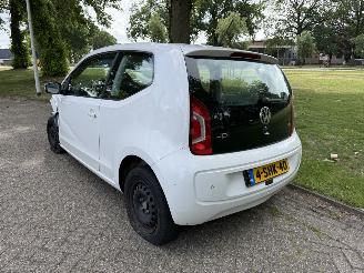 Volkswagen Up!  picture 3
