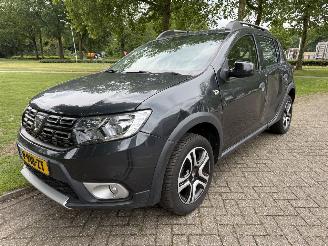 uszkodzony samochody osobowe Dacia Sandero  2018/1