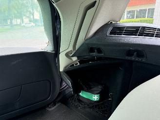 Volvo V-60  picture 21