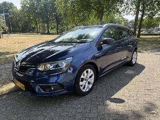 Renault Mégane  picture 1