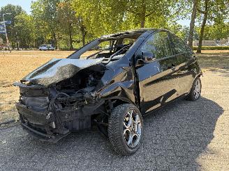 Damaged car Kia Picanto  2013/1