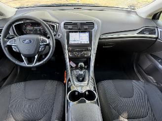 Ford Mondeo  picture 15