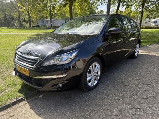 uszkodzony samochody osobowe Peugeot 308  2014/1
