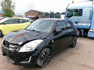 Coche accidentado Suzuki Swift 1.3 D Grand Luxe 5DRS 2016/2