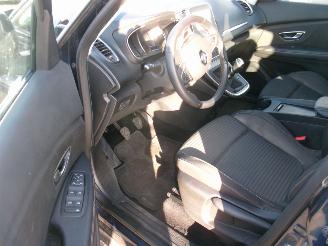 Renault Grand-scenic 1.8 Dci Corporate Edition picture 20