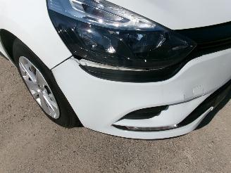 Renault Clio 0.9 Cool & Sound picture 8