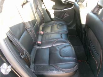 Volvo V-40 1.6 D - Cross Country picture 31