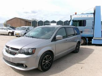 damaged passenger cars Dodge Caravan/Grand Caravan Grand Caravan 3.6 L-VVT  - 7 Seats  GT 2018/1