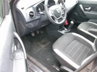 Dacia Sandero 0.9 Stepway - Rainbow picture 26