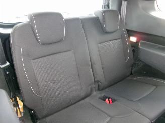 Dacia Lodgy 1.5  Dci Comfort 7 Seats picture 17