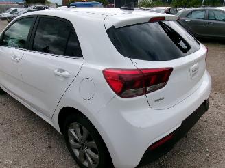 Kia Rio 1.0 Lounge picture 12