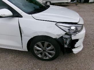 Kia Rio 1.0 Lounge picture 8