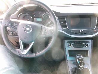 Opel Astra 1.5 D Innovation 5 Drs HB picture 21