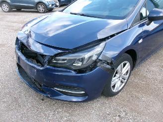 Opel Astra 1.5 D Innovation 5 Drs HB picture 6