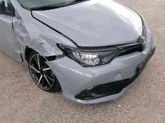 Toyota Auris 1.2 Style 5 Drs HB picture 9