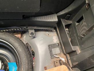 Mazda 5 Automaat Aangepast met Stuurbediening 2.0 Katano vaste prijs picture 17