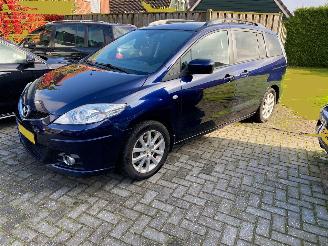 Damaged car Mazda 5 Automaat Aangepast met Stuurbediening 2.0 Katano vaste prijs 2010/8