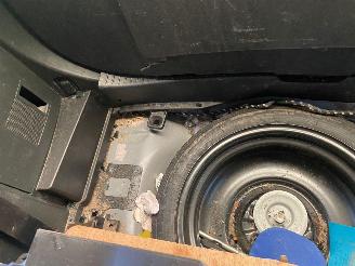 Mazda 5 Automaat Aangepast met Stuurbediening 2.0 Katano vaste prijs picture 18