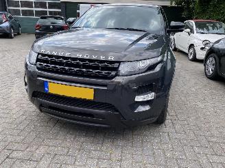 Land Rover Range Rover Evoque 2.0 Si 4WD Prestige Coupe picture 5