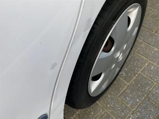 Nissan Micra Automaat 1.2 72KW Dig-S Acenta Motor loopt. picture 13