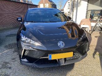 MG MG4 150KW Luxury 64 KWh picture 7