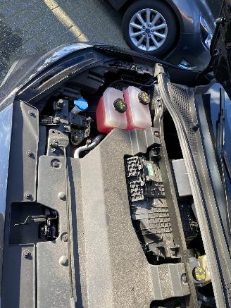 MG MG4 150KW Luxury 64 KWh picture 56