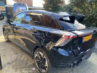 MG MG4 150KW Luxury 64 KWh picture 4