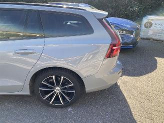 Volvo V-60 2.0 B4 Plus Bright Mild Hybrid picture 14
