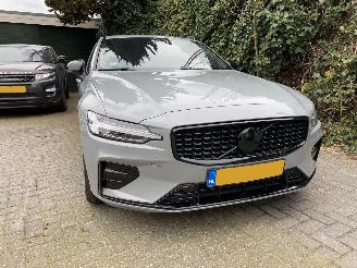 Volvo V-60 2.0 B4 Plus Bright Mild Hybrid picture 5