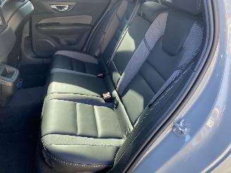 Volvo V-60 2.0 B4 Plus Bright Mild Hybrid picture 17
