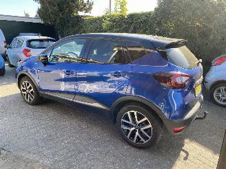Renault Captur Version-S 1.3 150PK 4cil VASTE PRIJS picture 5