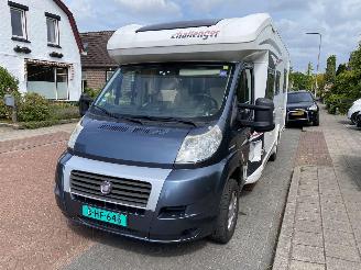 Challenger  Challeger Mageo 118EB/119 Queensbed en hefbed picture 32