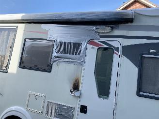 Challenger  Challeger Mageo 118EB/119 Queensbed en hefbed picture 8