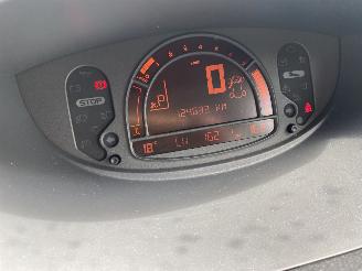Renault Modus Automaat 1.6 82KW KORTE PRIJS. picture 26
