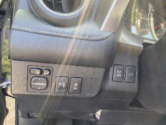 Toyota Rav-4 2.2D Style 4WD Vaste Prijs picture 28