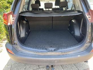 Toyota Rav-4 2.2D Style 4WD Vaste Prijs picture 16