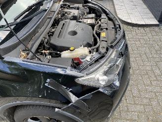 Toyota Rav-4 2.2D Style 4WD Vaste Prijs picture 9