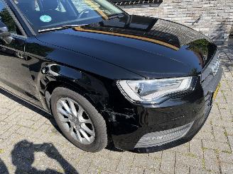 Audi A3 Automaat SPORTBACK 1.2 TFSI Attraction 5drs vaste prijs picture 3
