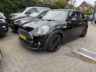 Mini Cooper Automaat 1.5 Chilli/Mary-Lebone Vaste prijs picture 2
