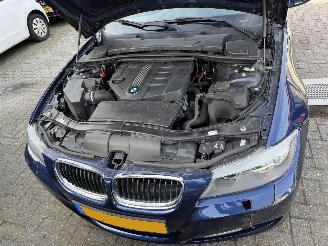 BMW 3-serie Auto is gereserveerd 318D Sedan picture 11
