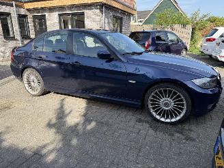 BMW 3-serie Auto is gereserveerd 318D Sedan picture 2