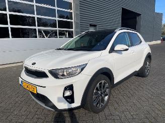 Damaged car Kia Stonic 1.0i T-GDi 12V SUV  Benzine 998cc 88kW (120pk) FWD 2018/1