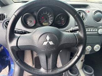 Mitsubishi Colt 1.5 16V Cabrio  Benzine 1.499cc 80kW (109pk) FWD picture 12